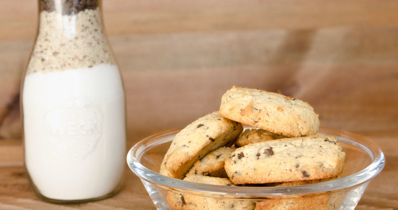 Backmischung im Glas für Cookies